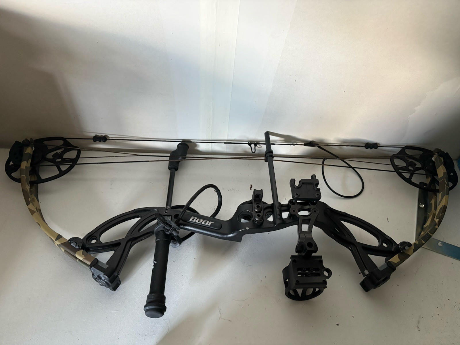 Bear Cruzer G3 Compound Bow
