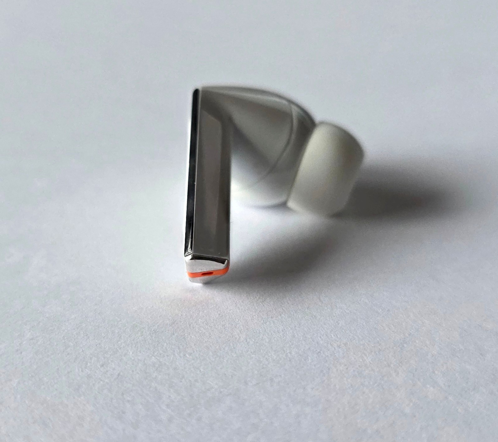 Unused White Samsung Galaxy Buds3 PRO Wireless RIGHT SIDE Earbud SM-R630 HAS GEL