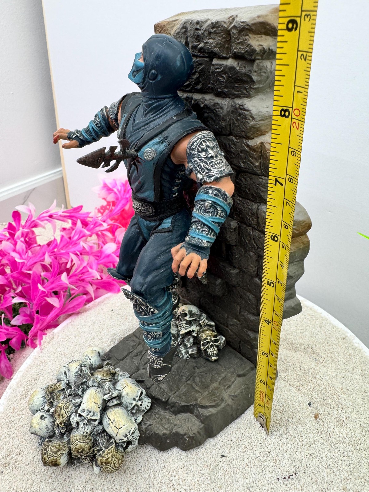 Mortal Combat Statue