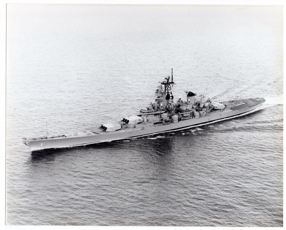 1984 Navy Battleship BB-61 USS Iowa on Sea Trials 8x10 Original News Photo