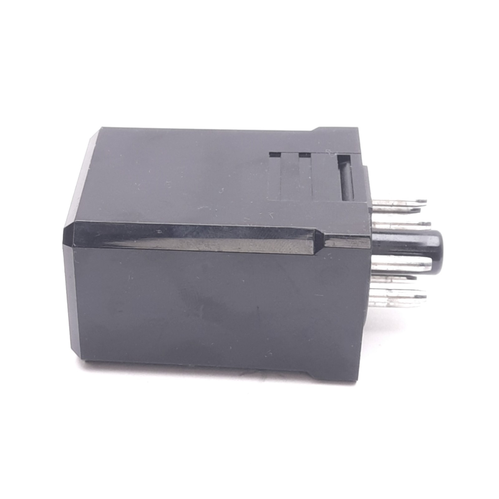 IDEC RAPP-2027 Solid State Relay, 8-Pin Octal, 3-28VDC Input, 200VAC Max