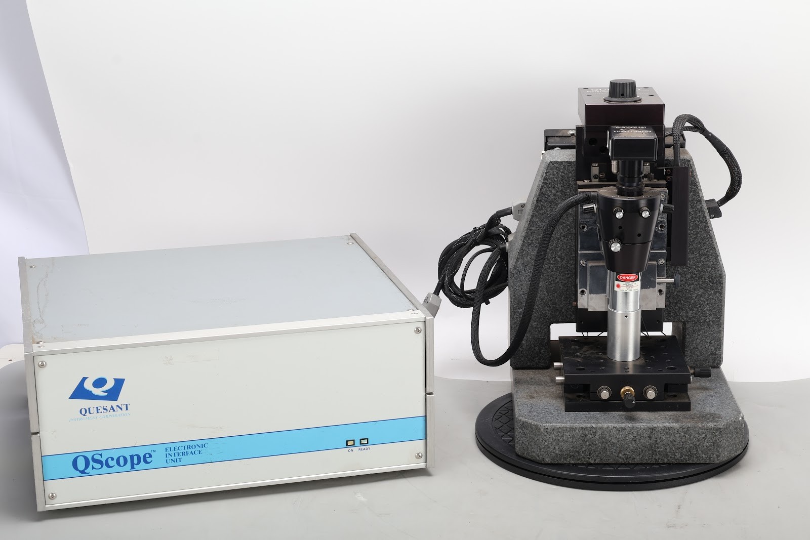 Quesant 250wave QScope Atomic Force Microscope & Electronic Interface Unit -Fair
