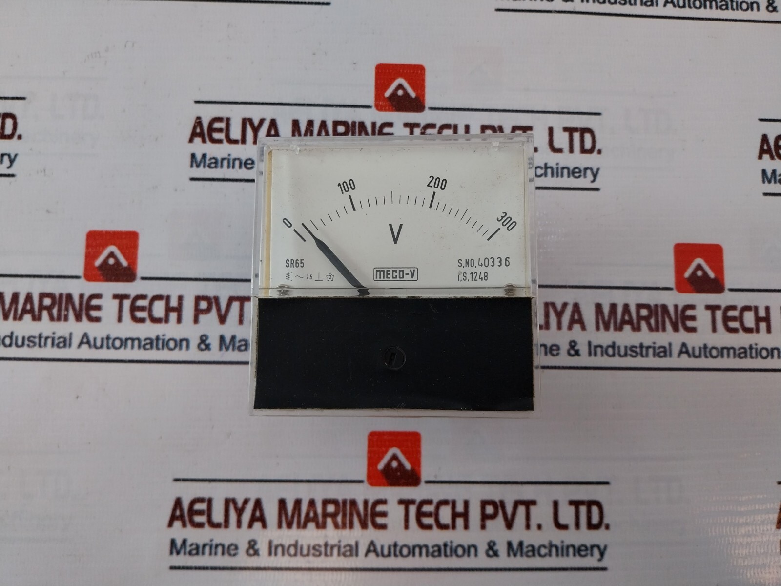 Meco-V SR65 Analog Voltmeter 0-300V
