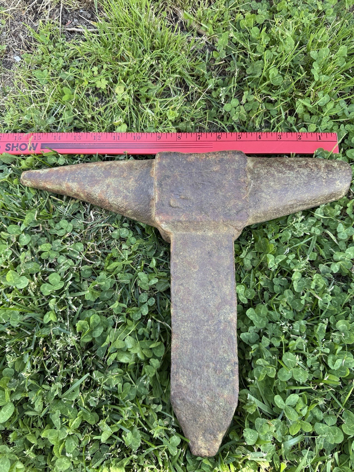 ANTIQUE TOOL PRIMITIVE STAKE STUMP ANVIL BLACKSMITH FORGE 39 Lb 15"