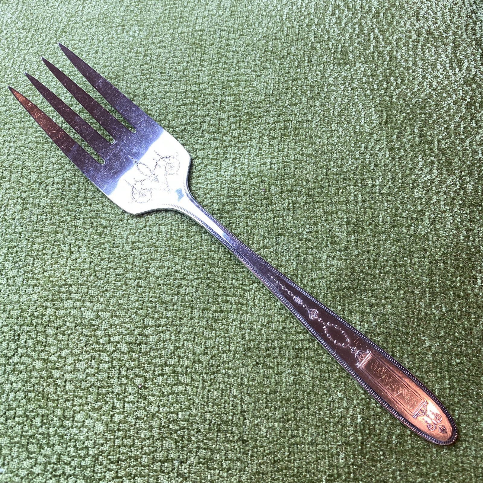 Oneida Silverplate GROSVENOR 1921 Medium Solid Cold Meat SERVING FORK No Mono