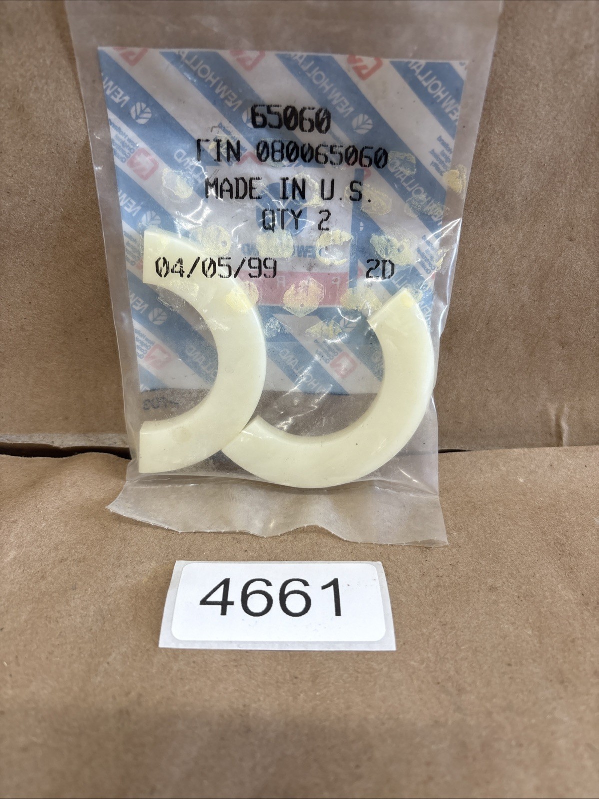 FORD New Holland 65060 Nylon Bearing ~ Fits 57 Models of Attachments Qty 2