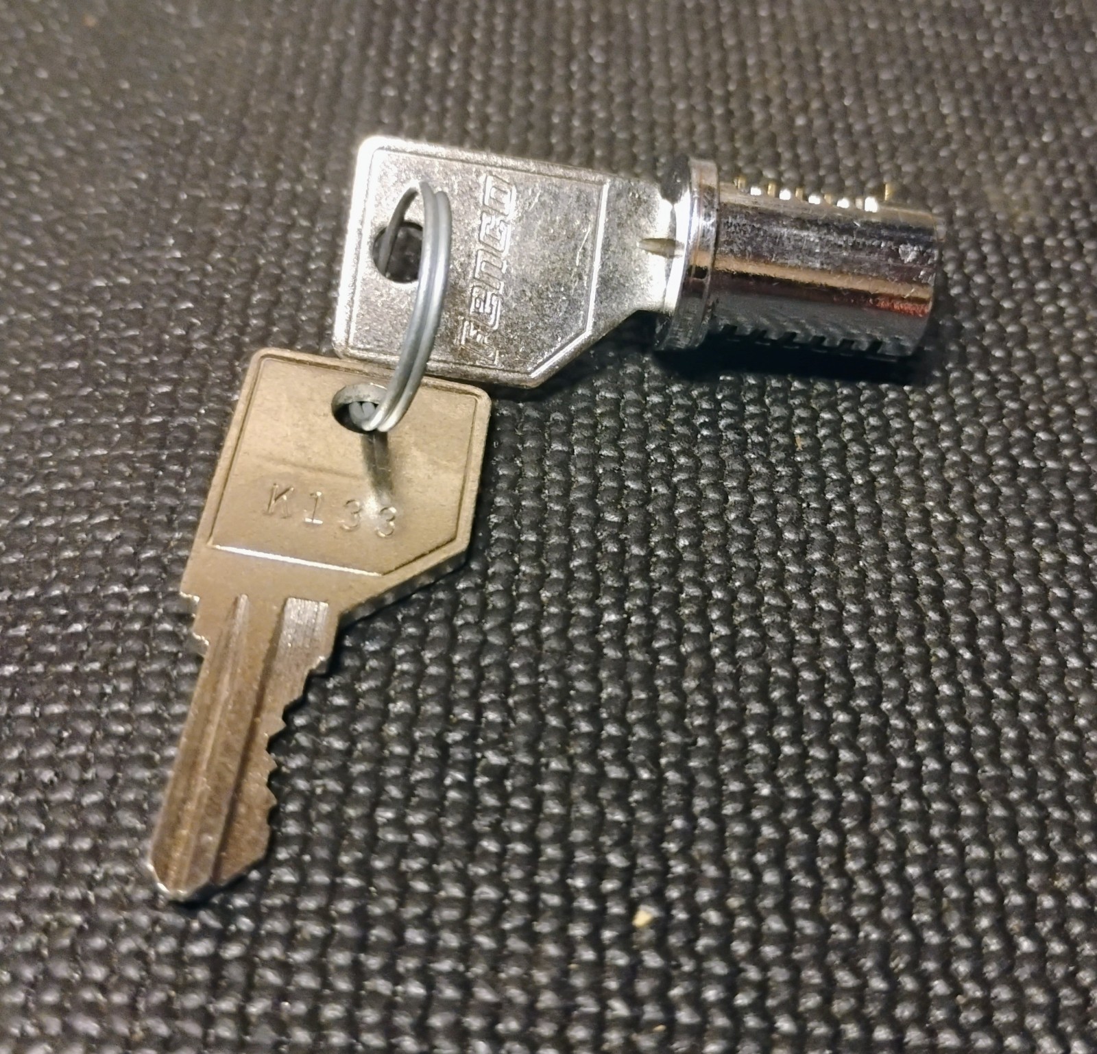 Kordan lock plug assembly 5 pack polished nickel keyed alike