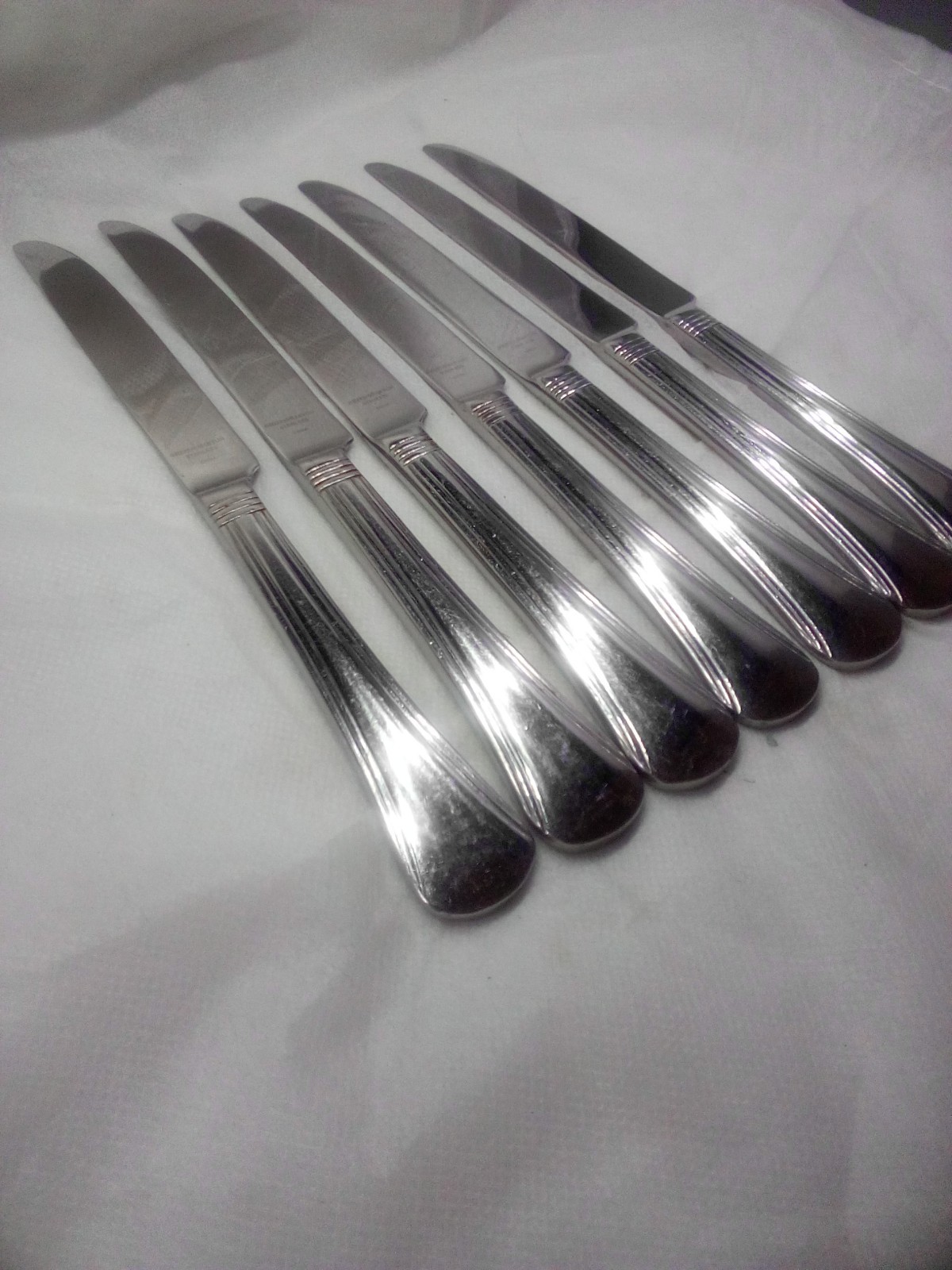 8 Dinner Knives Solid Reed & Barton Woodrow Stainless 9 5/8"