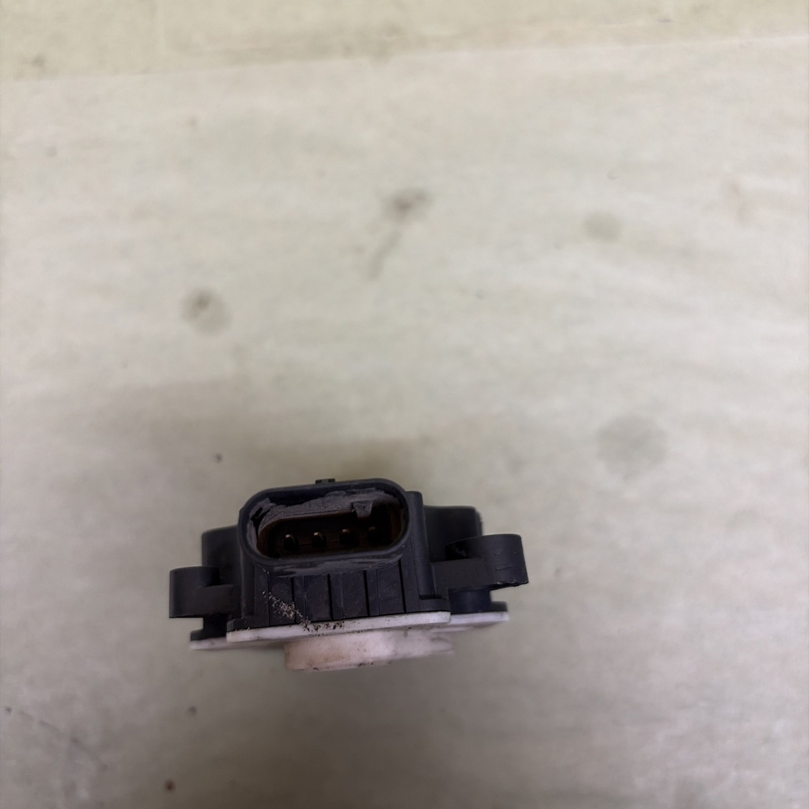 2016 FORD FOCUS SE AIR SHUTTER MOTOR ACTUATOR OEM #D219