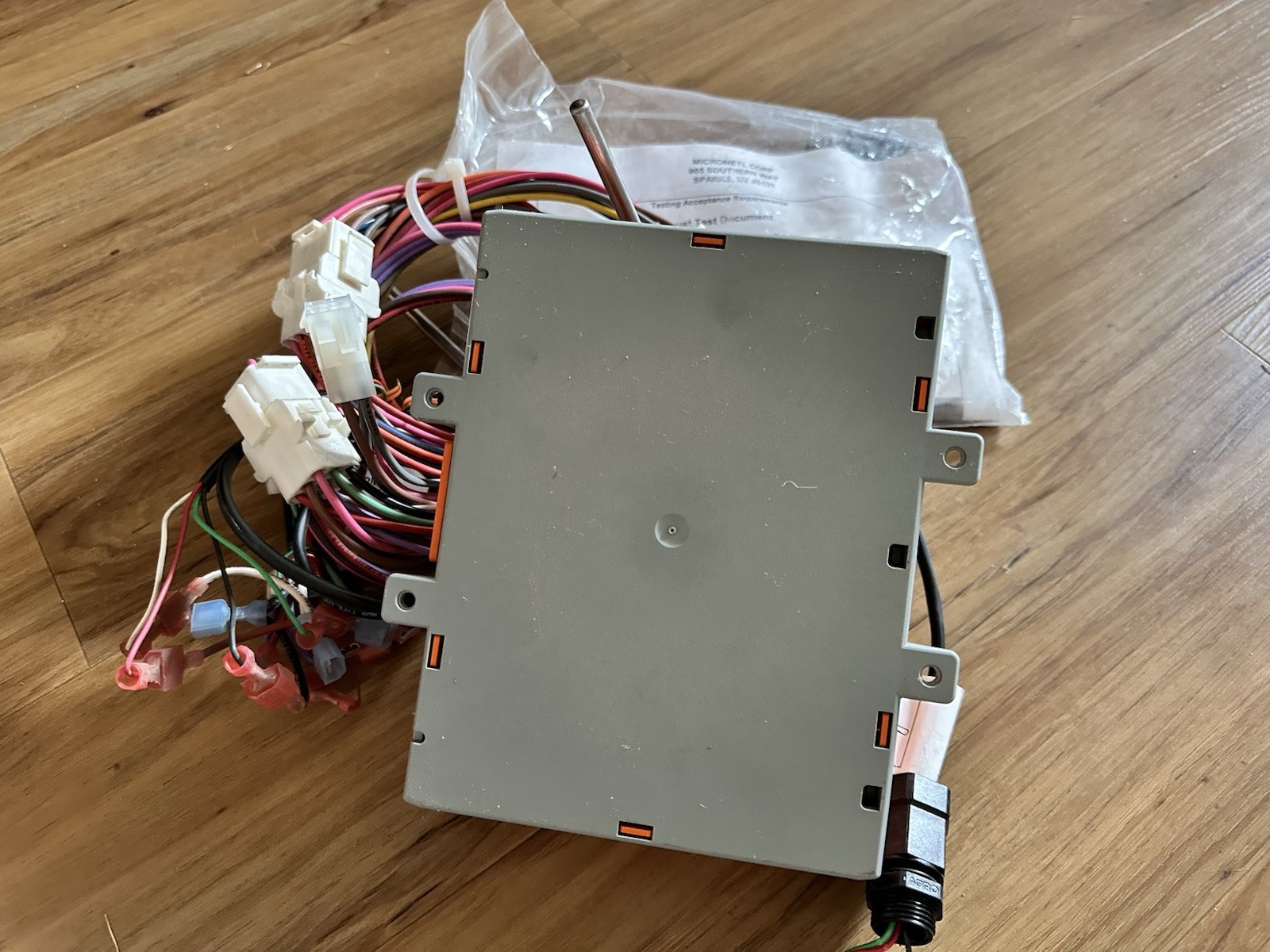 Belimo ECON-ZIP-BASE Economizer Control With Econ-Zip-EM Module And Harness