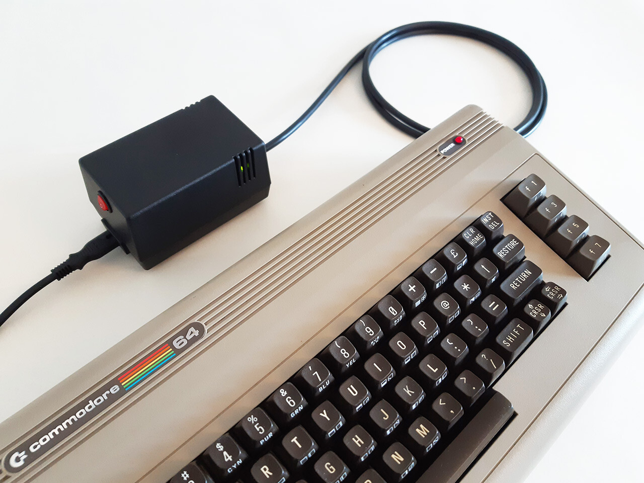 C64 PSU - Commodore 64 Power Supply - GRAY, LED, Power Switch (US plug)