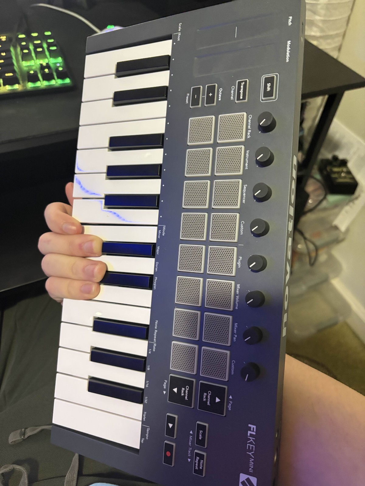 Novation FLkey Mini Compact MIDI Keyboard for FL Studio (USED, MINT CONDITION)