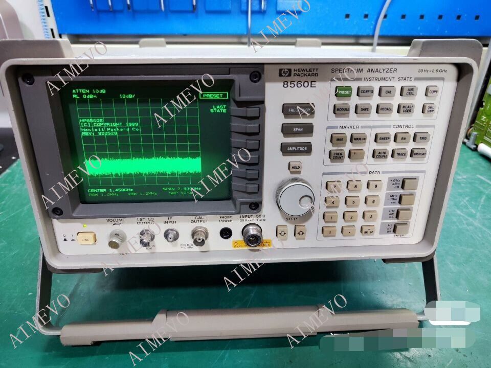 HP / Agilent / Keysight 8560E RF Spectrum Analyzer 30Hz-2.9GHz 002 Tracking Gen