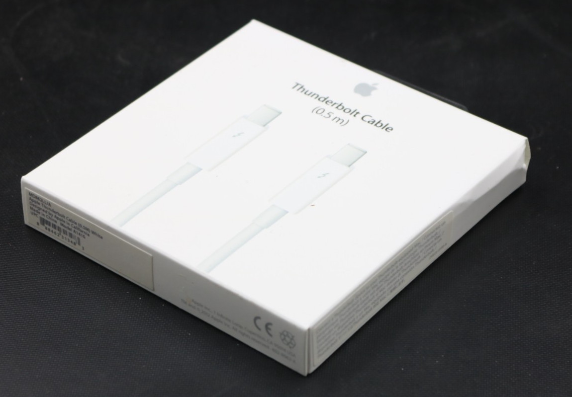Genuine Apple A1410 MD862LL/A Thunderbolt Cable 0.5m - White