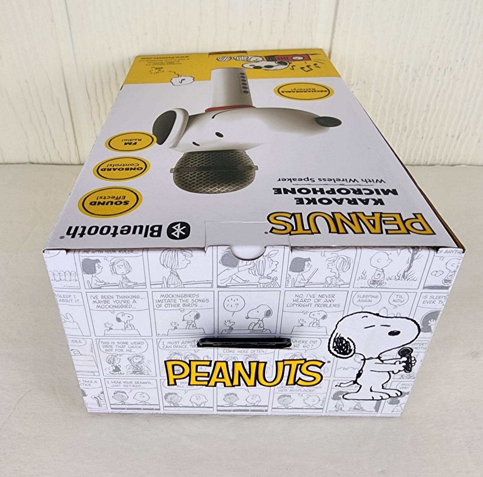 Peanuts Snoopy Bluetooth Karaoke Microphone Wireless Speaker New Sealed NIB