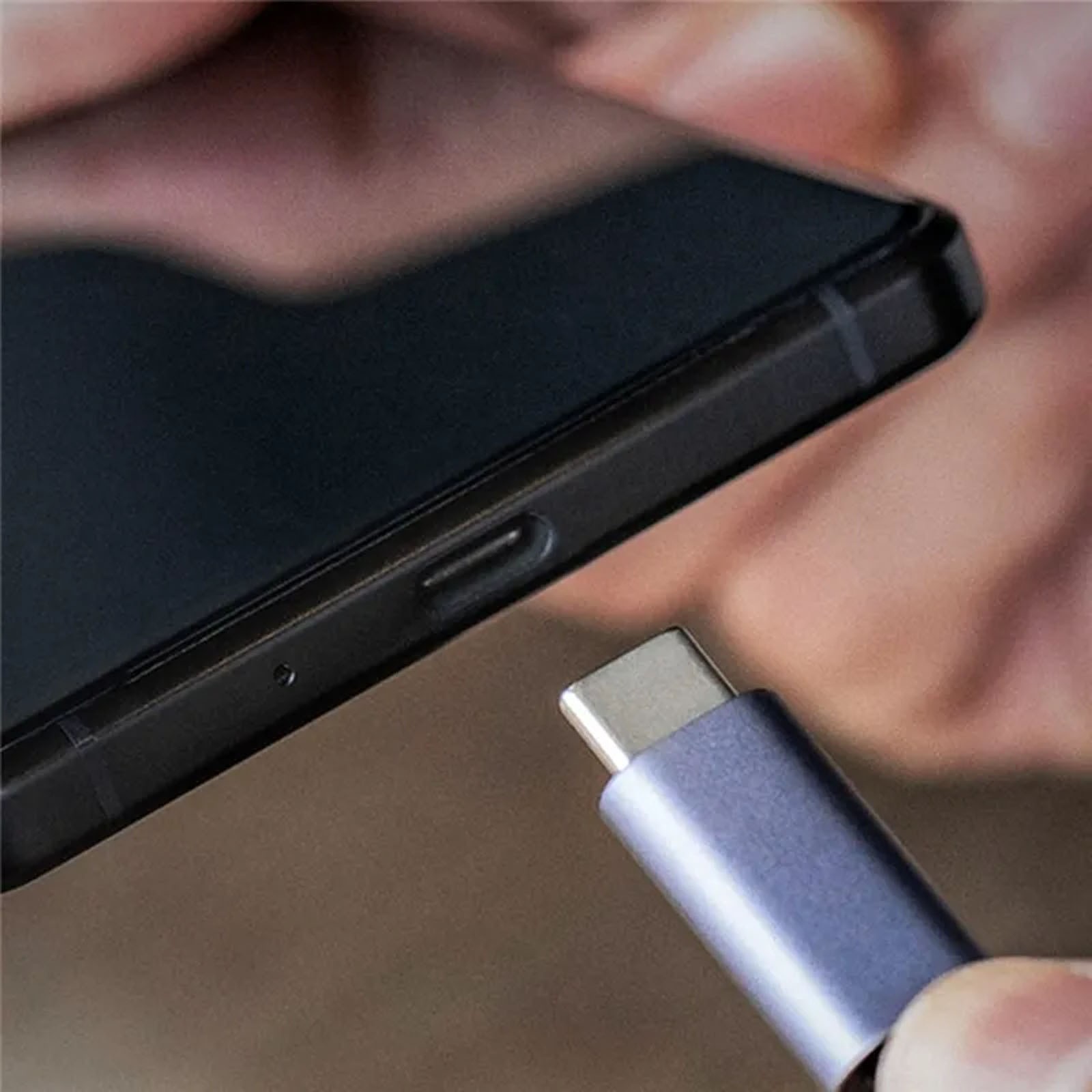 High-Speed 2-in-1 Card Reader USB 3.1 Type-C SD 4.0/Micro SD Card Reader Holder