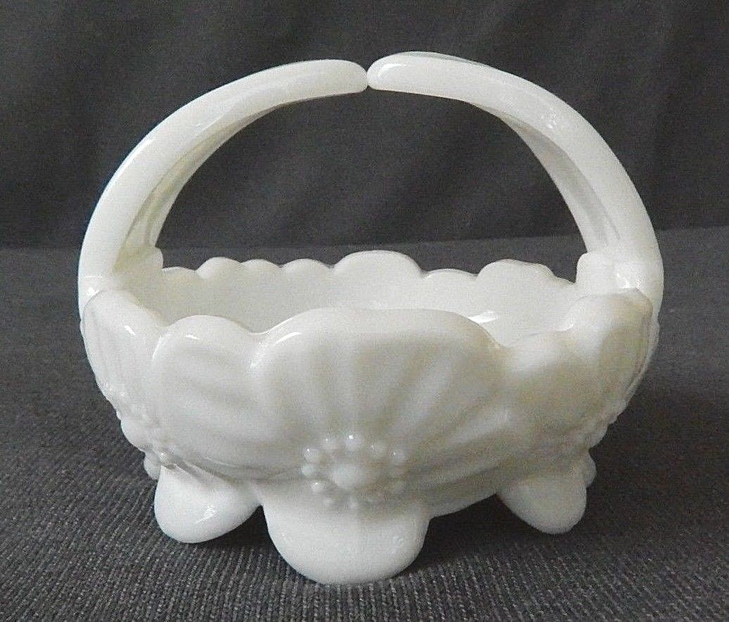 Authentic Westmoreland Hand Made MILK GLASS Sunflower Footed Candy Dish w/Handle