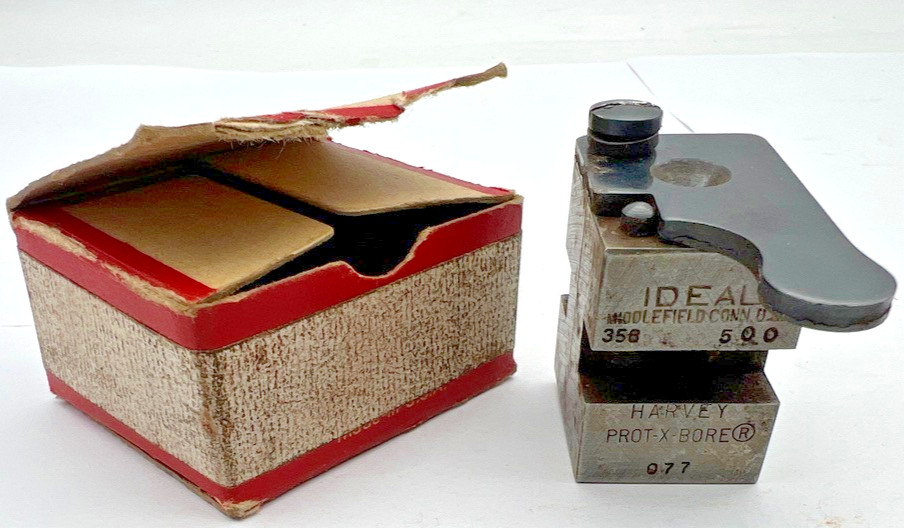 Vintage LYMAN IDEAL HARVEY PROT-X-BORE 358 Caliber Bullet Mold 358500 149Gr SWC