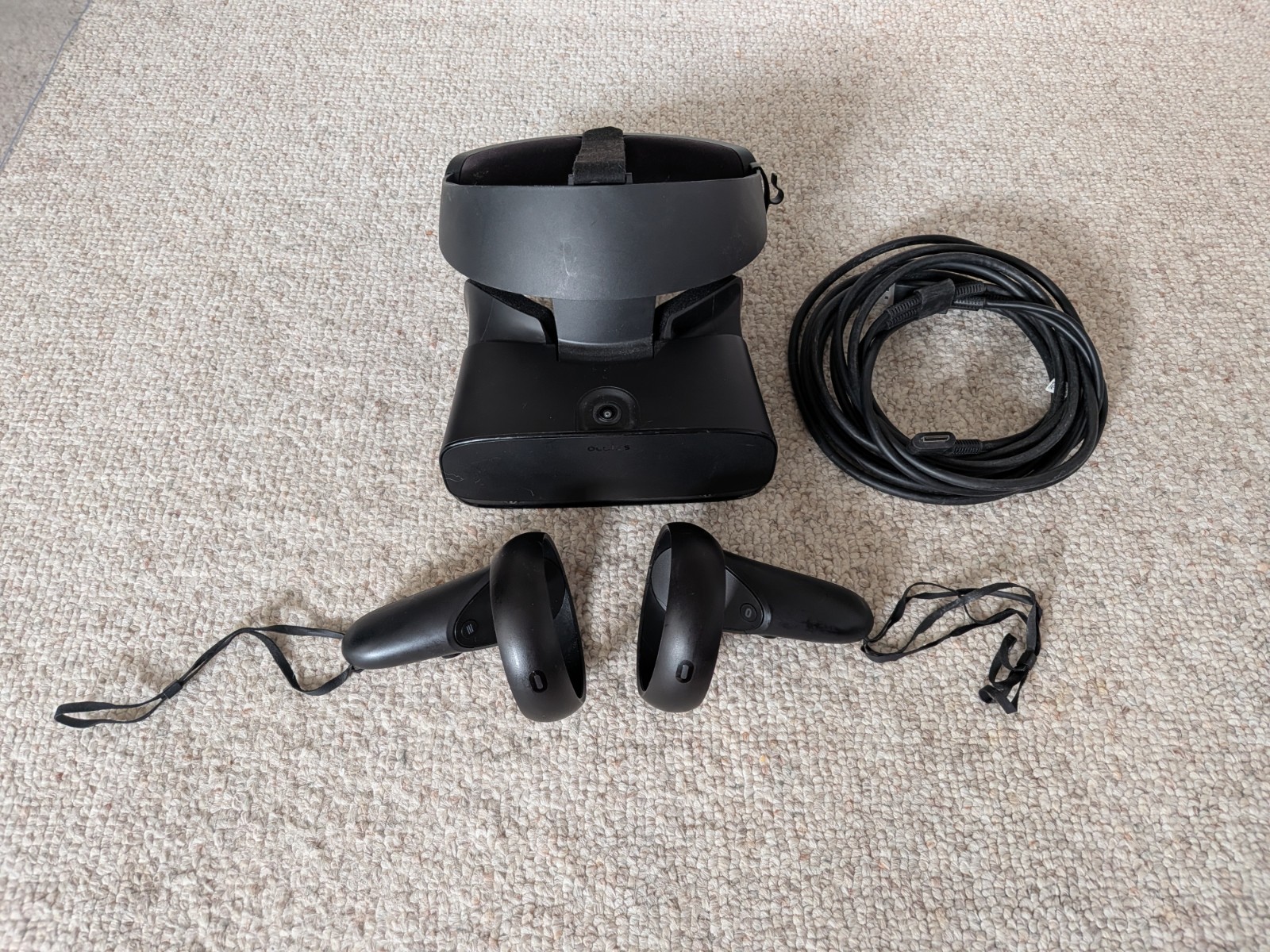 Lenovo Oculus Rift S VR Headset with Controllers and Cables, Great, remote crack