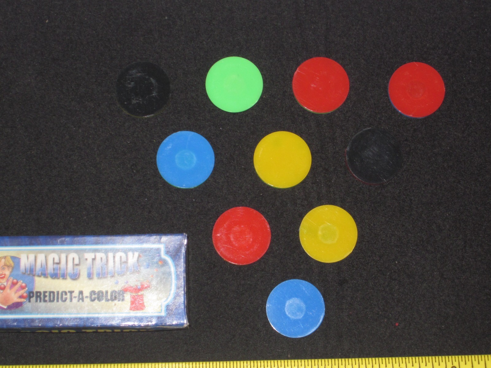 Predict-A-Color Magic Trick - Close-Up, Mental Prediction Magic, Pocket, EASY