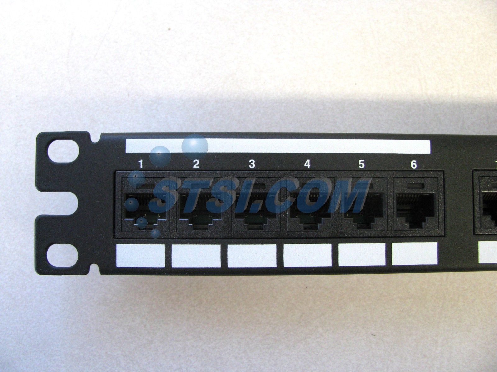 Panduit NetKey 24-Port Cat5e Punchdown Patch Panel NK5EPPG24Y NOB ~STSI