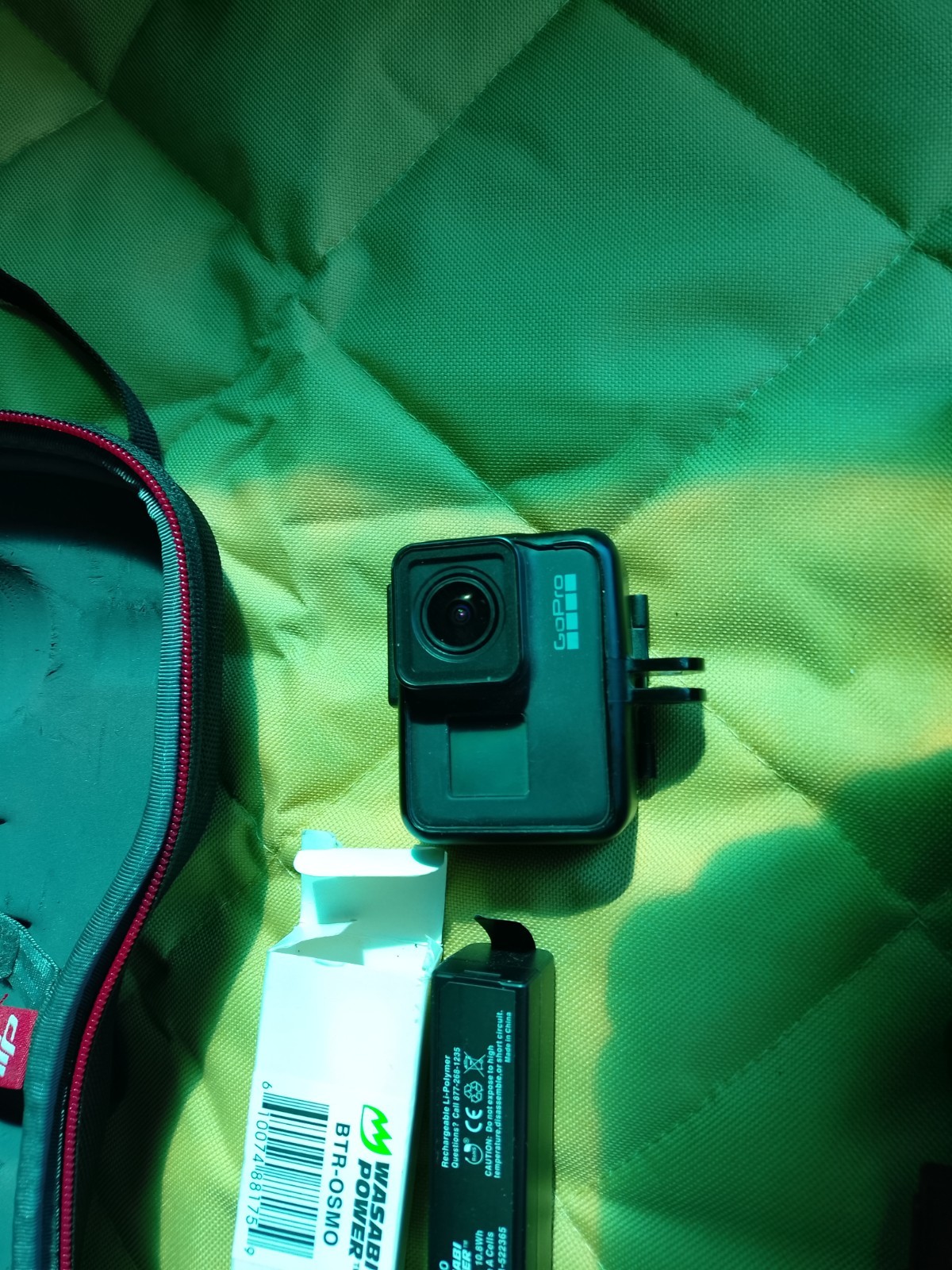 DJI Osmo Handheld Gimbal Stabilizer with Case PLUS SECOND ITEM GoProHERO 7 Black