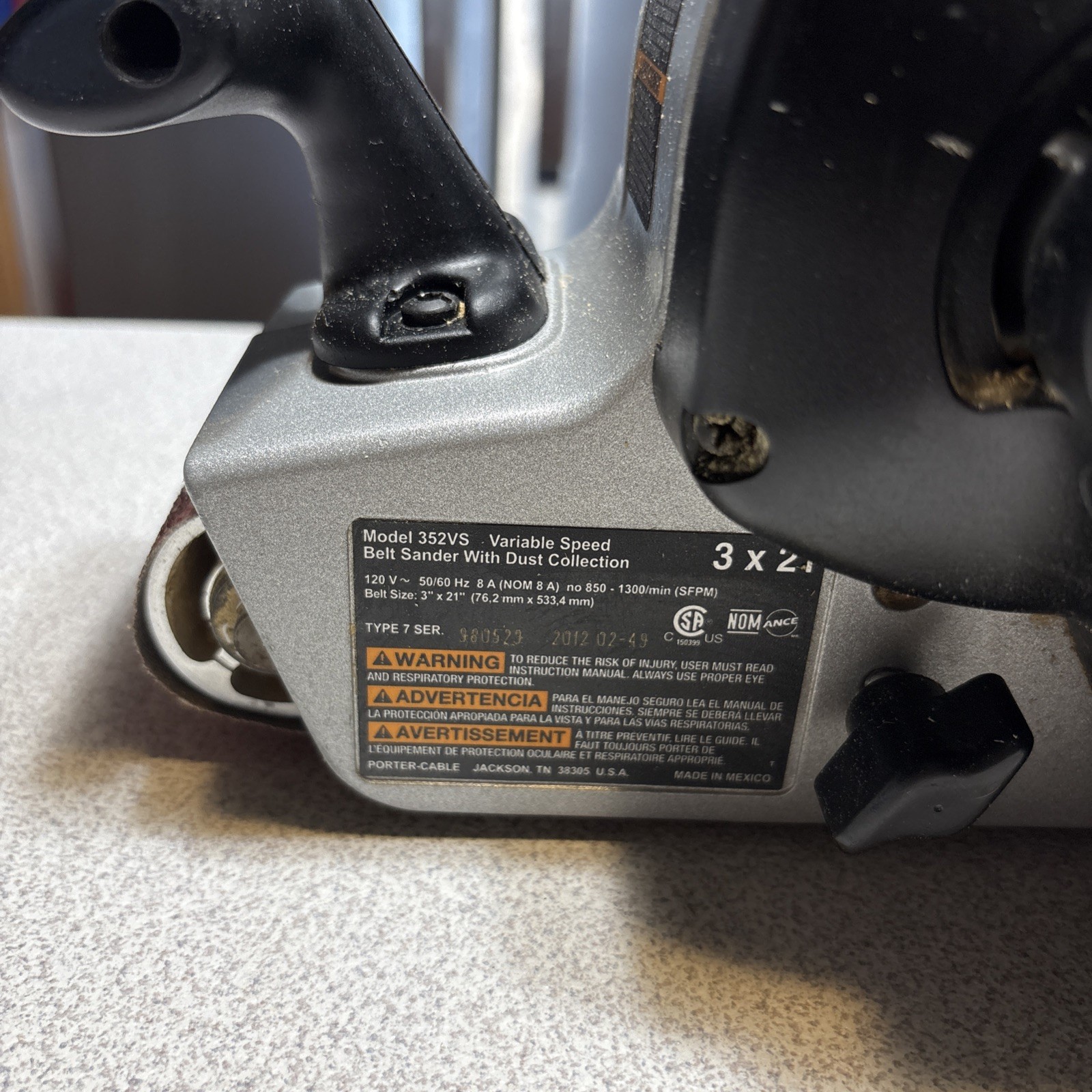 Porter Cable 352vs variable speed belt sander 3"x21" with bag