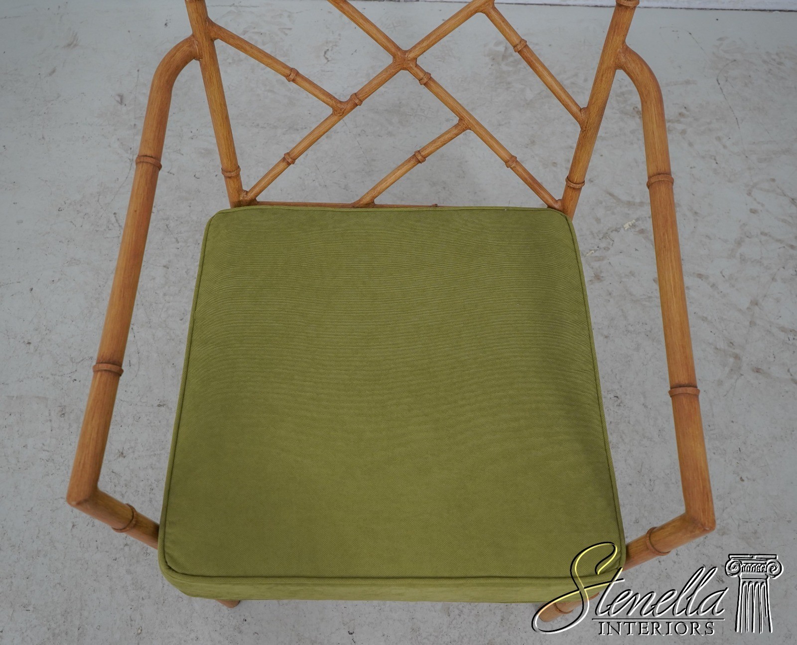 F60374: Bamboo Form Modern Design Aluminum Patio Chair