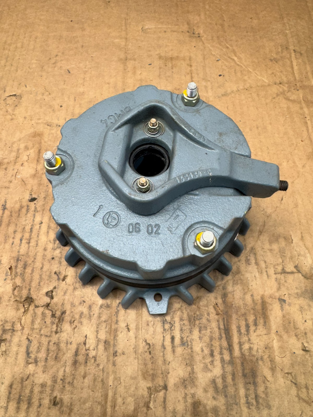 NEW SURPLUS SEW-EURODRIVE BRAKE BMG4 HF 40 NM 440VAC. BRAKE 08687714