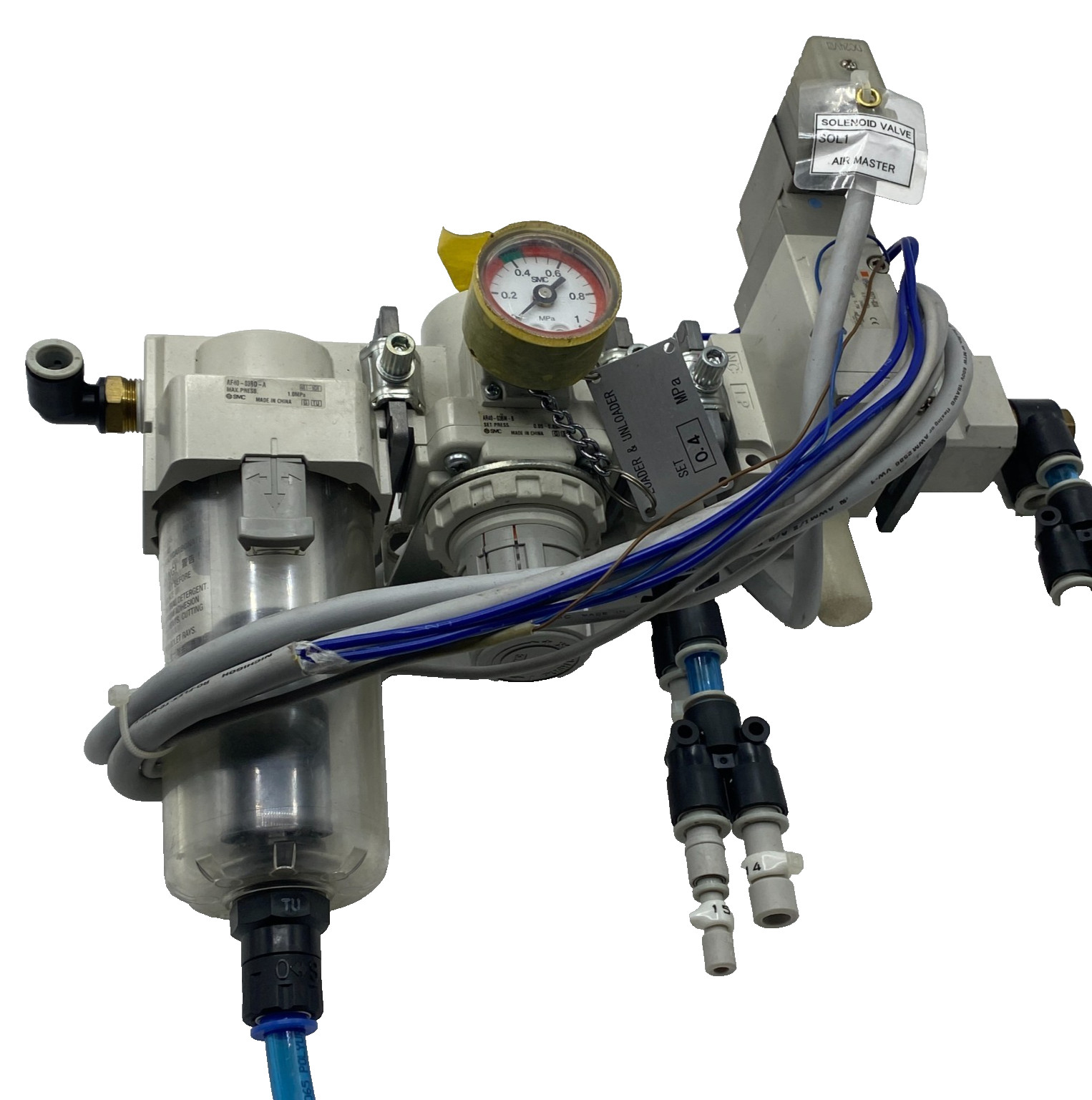 SMC AF40-03BD-A Filter w/AR40-03BG-B Regulator & VP544T-5DZ1-03A Solenoid Valve✅