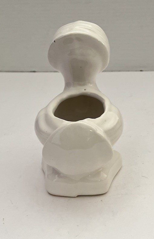Vintage White Duck Planter EUC SALE!