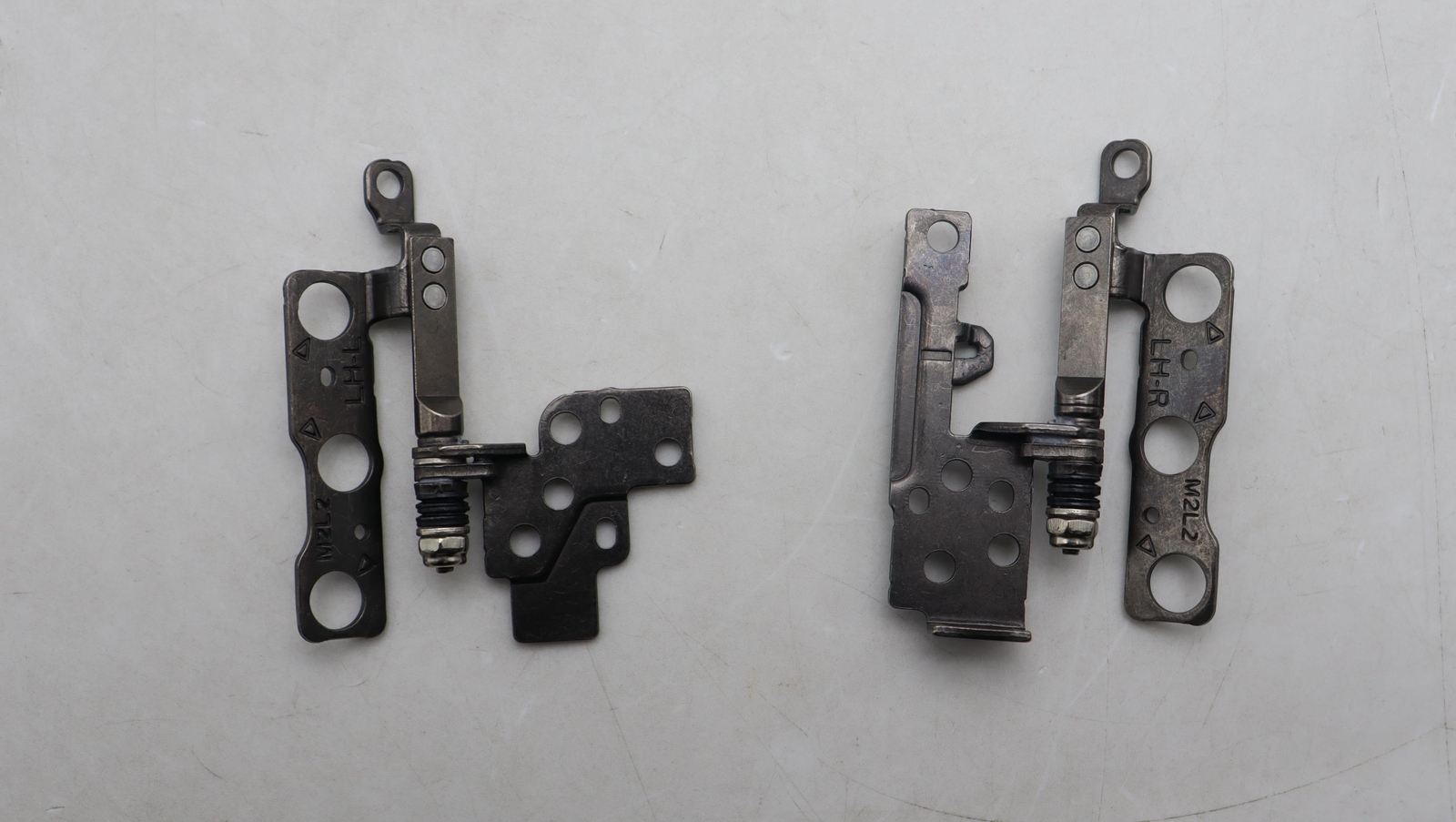 5H50S29132 HINGE Hinge W 21KJ (R+L) N-OH