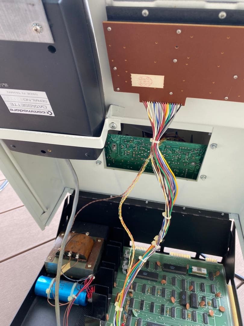 Commodore PET 2001-8 Vintage Computer Powers On Only 100V