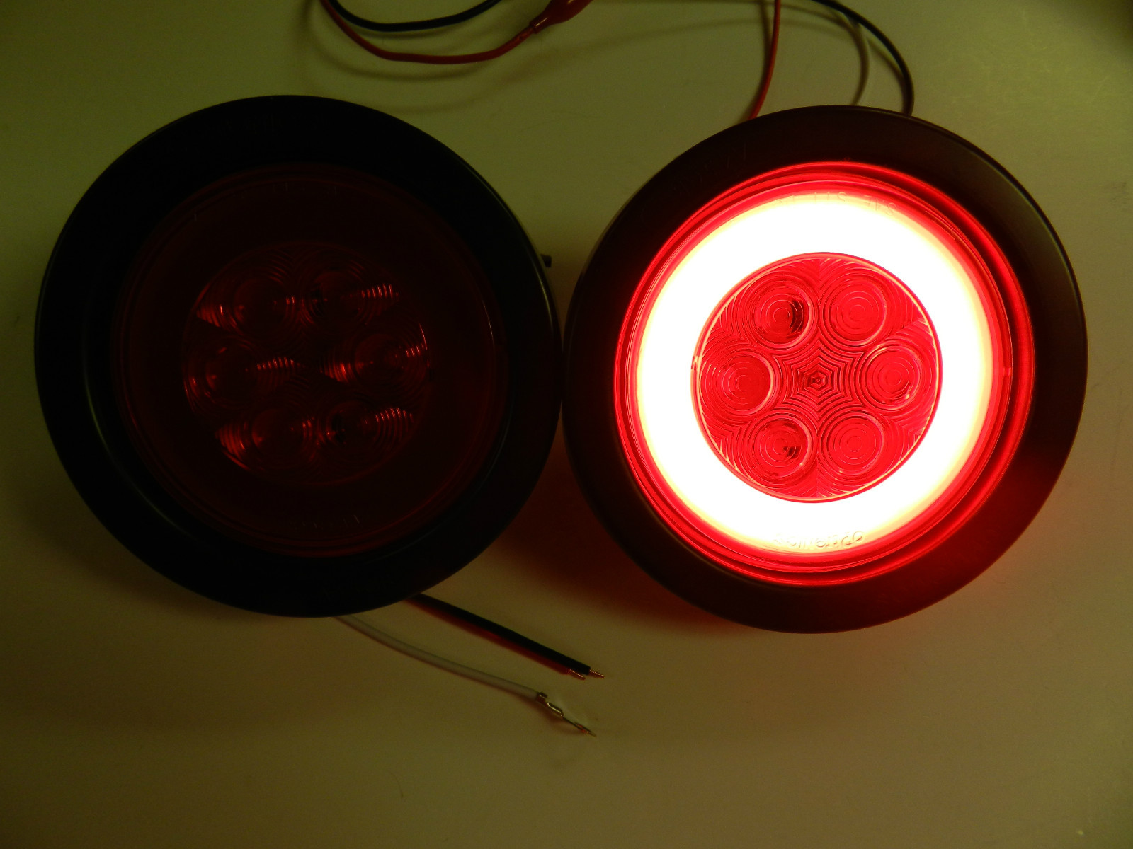 (2) RED 4" Round LED 21 SMD Diodes Stop, Turn, Tail Light Optronics Glo-Light