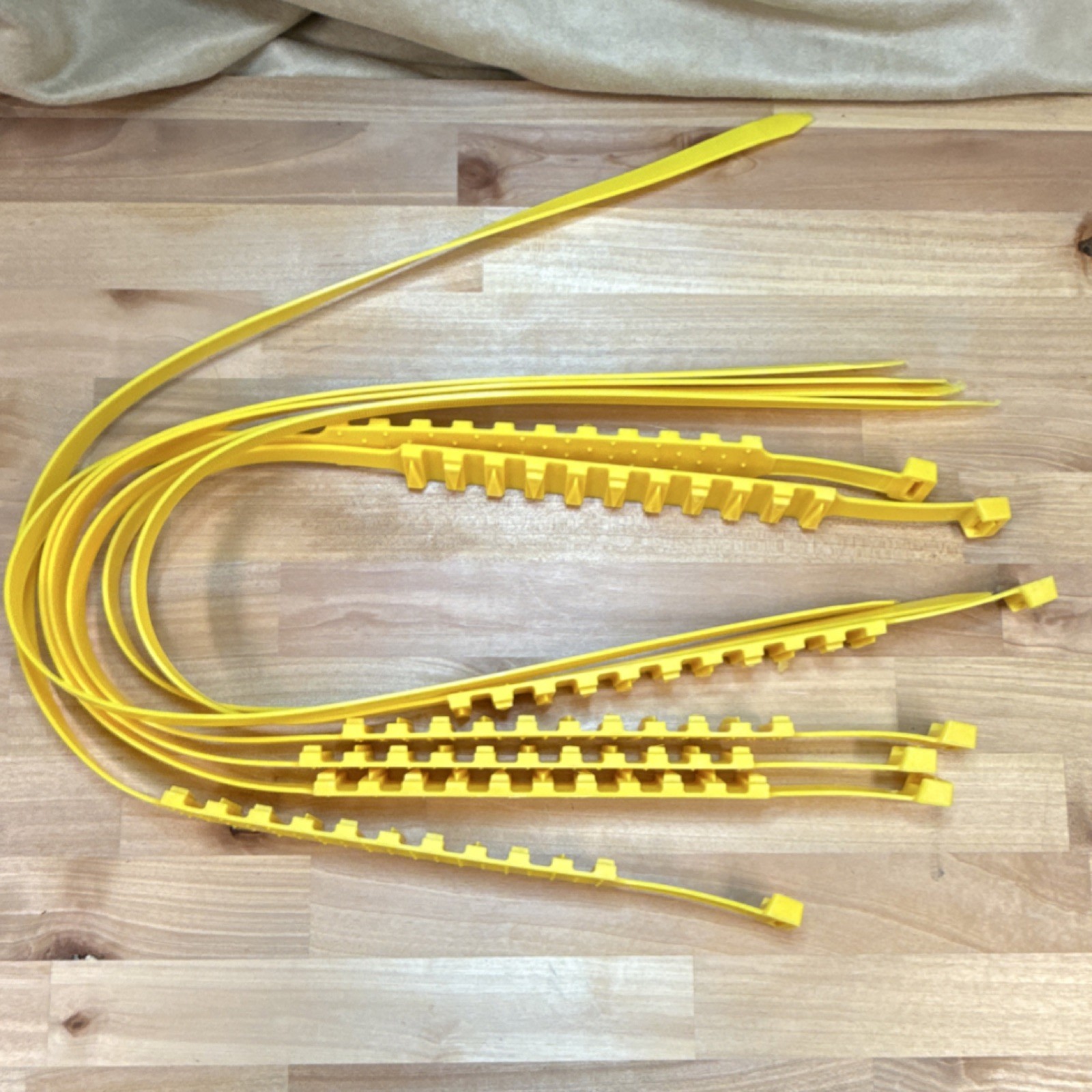 Tire Chain Zip Ties 36”  Quantity 7 Heavy Duty Truck Car Trailer