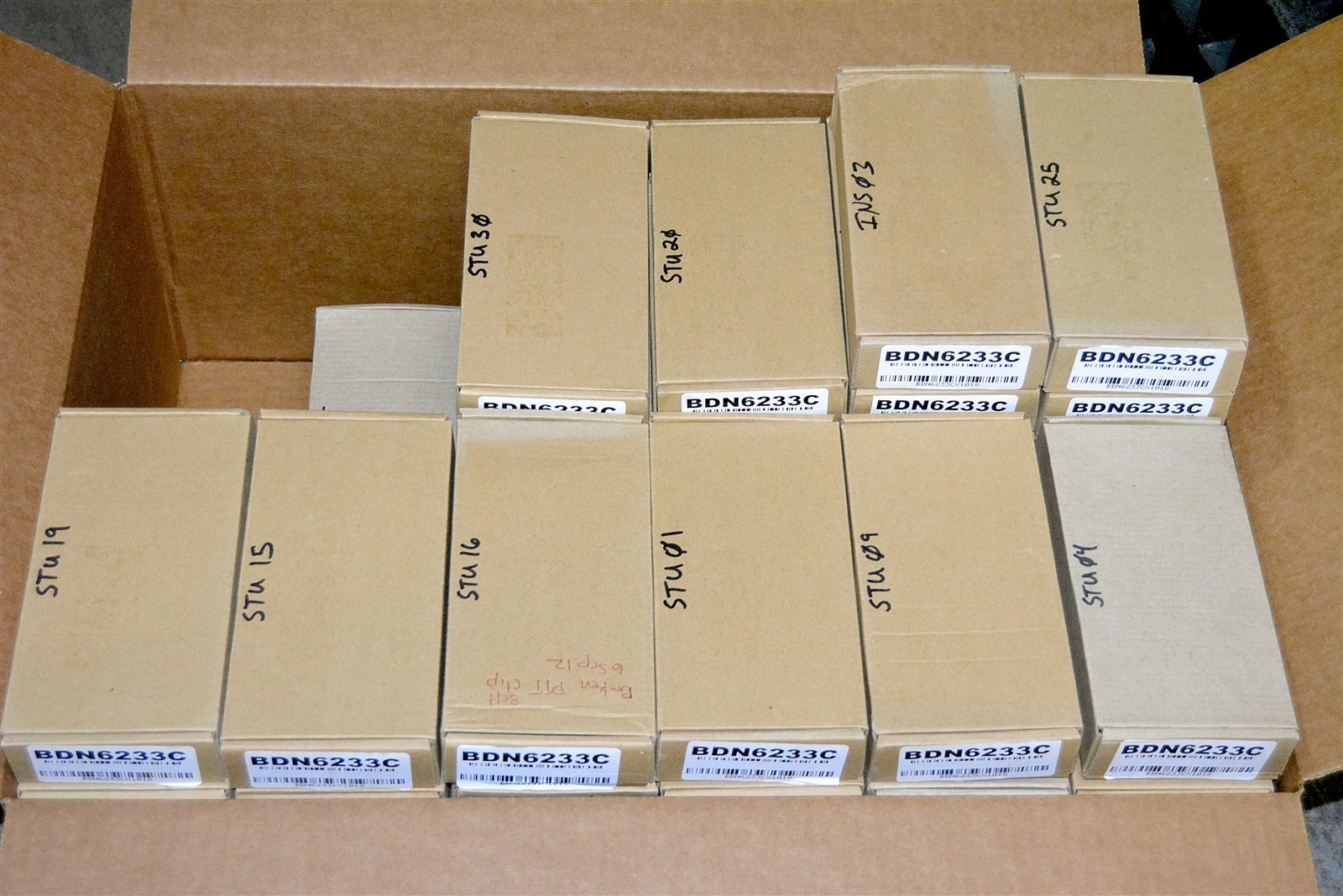 45 Pryme LMC-1AT Pro Surveillance kit: Earphone, PTT, Acoustic Tube for Motorola
