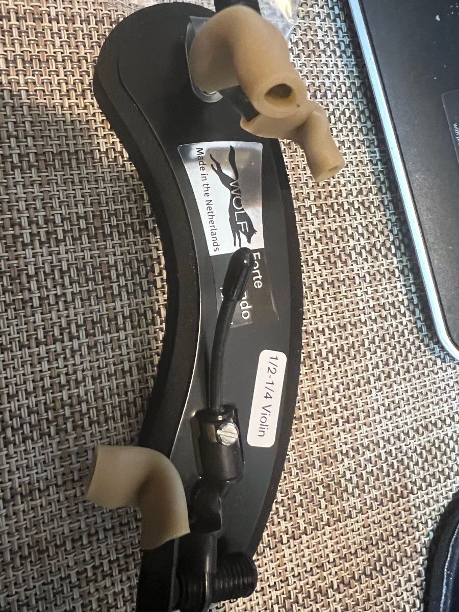 Wolf violin shoulder rest Secondo model 1/2-1/4 size