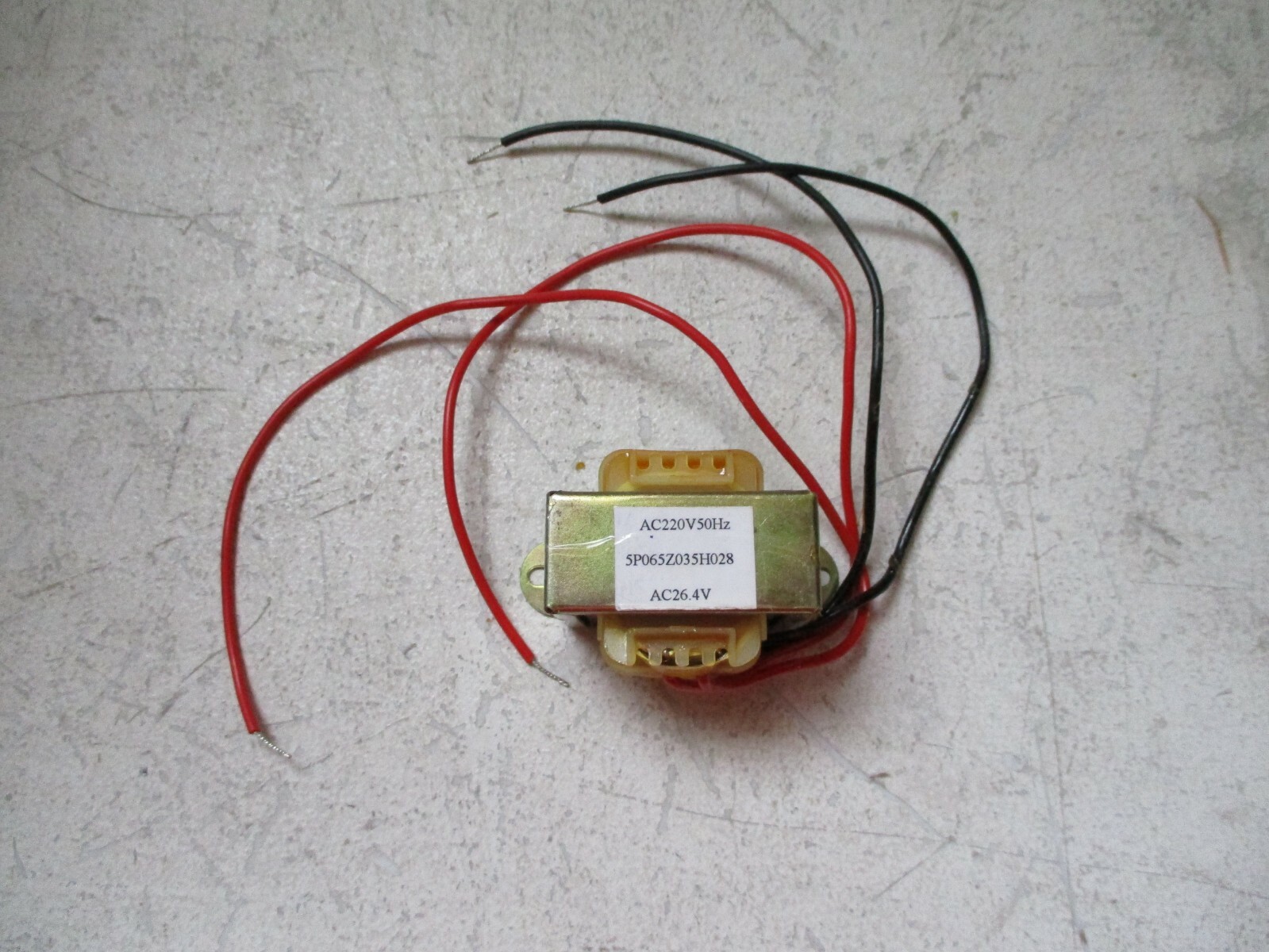 NEW POWER TRANSFORMER 5P065Z035H028 AC 220V 50HZ FREE SHIPPING