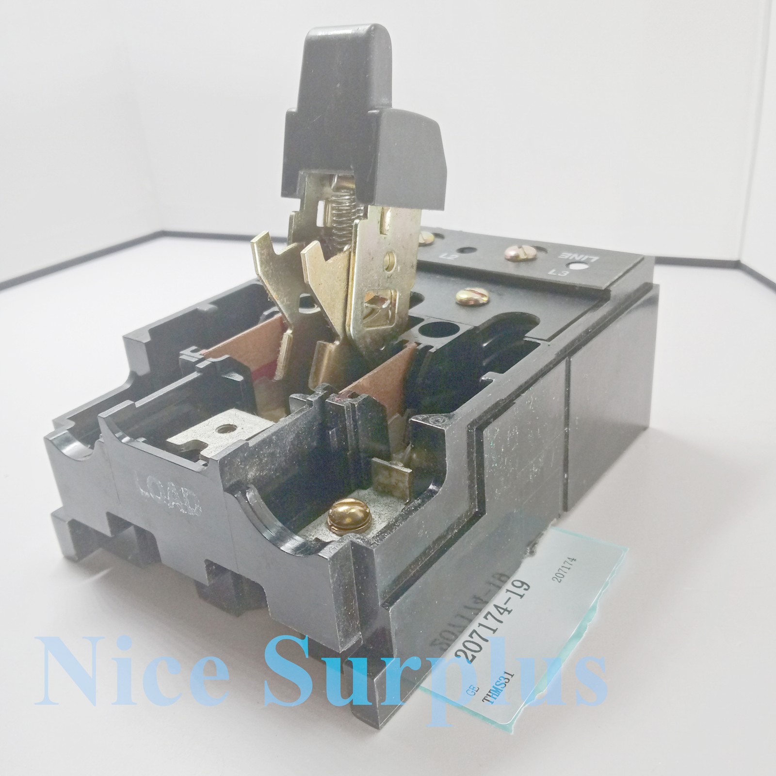 GE disconnect switch THMS31 #207174-19