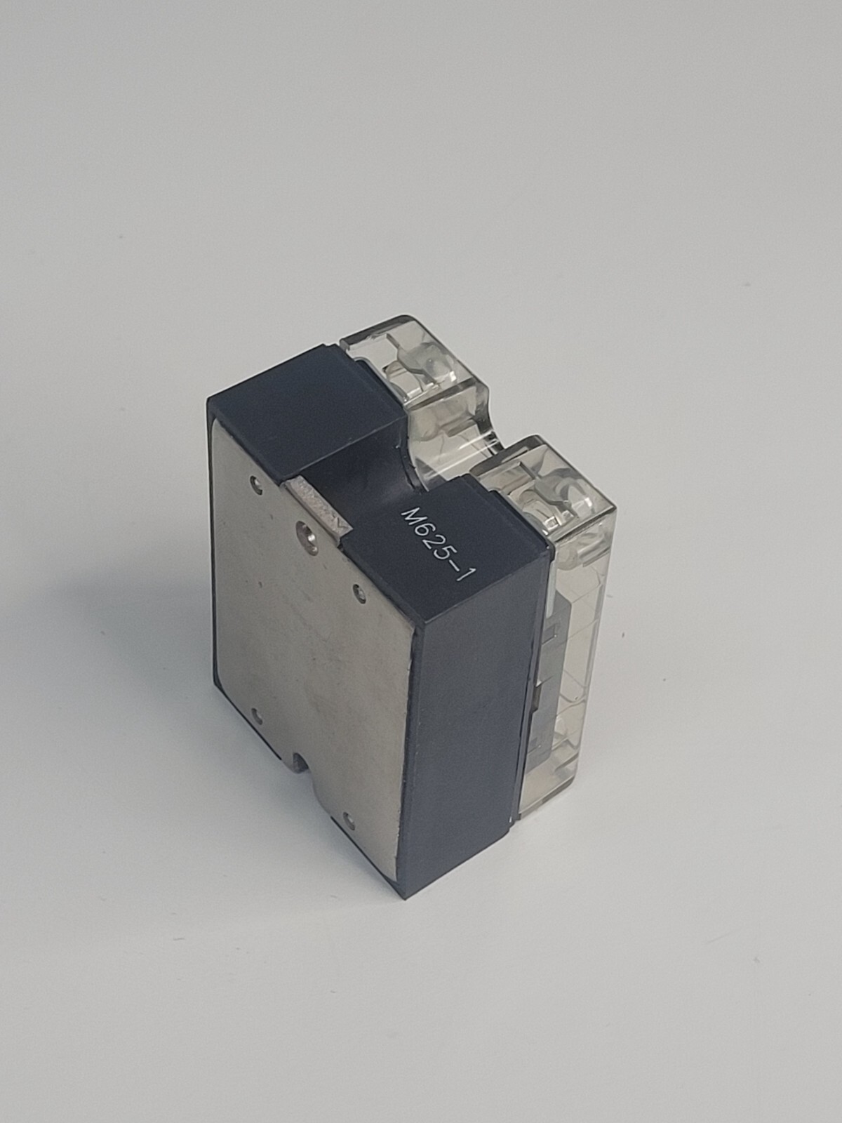 CWD2410S CRYDOM SOLID STATE RELAY W/ COVER 3-32V NEW sp4