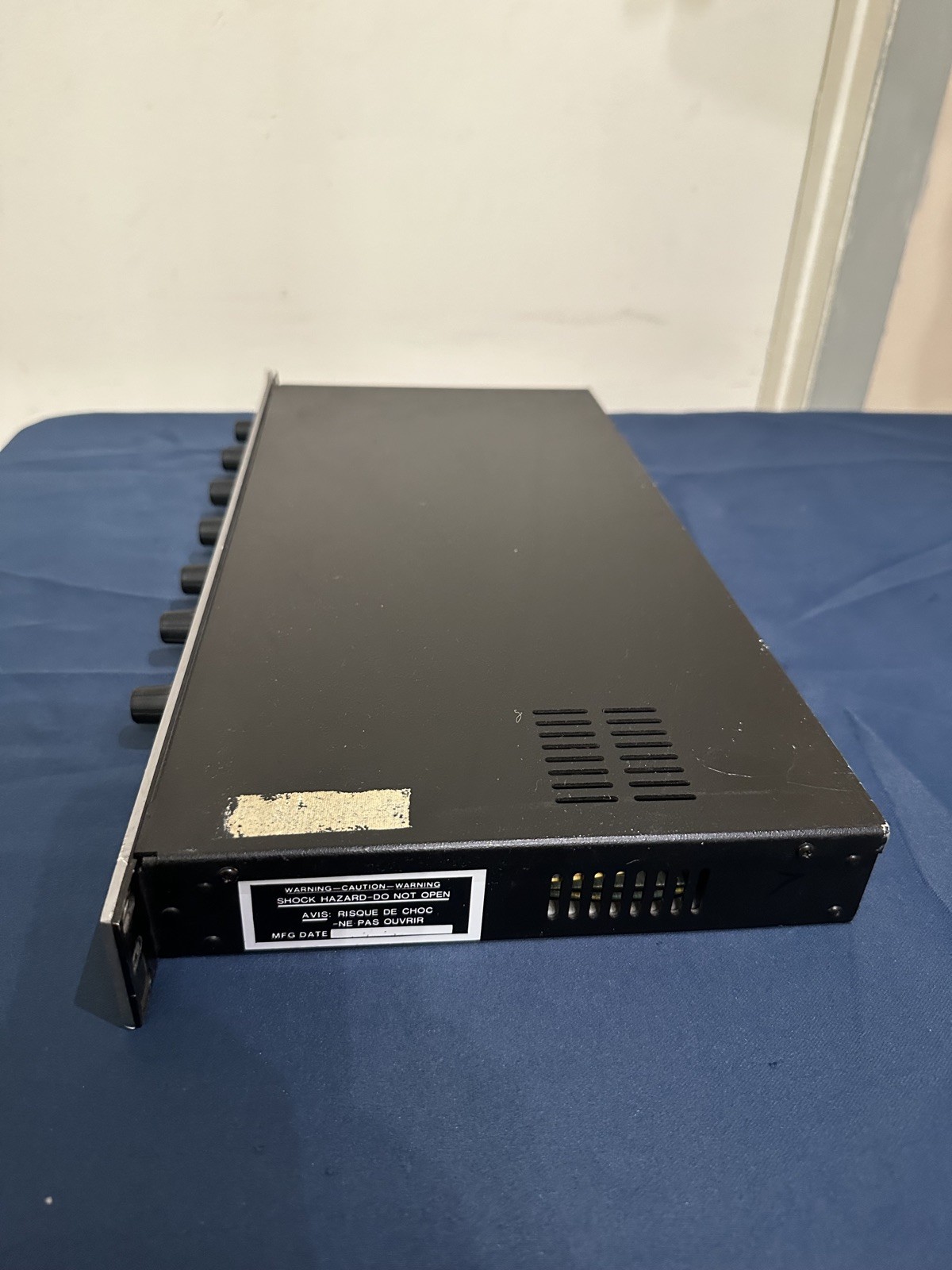 Aphex Model 720 Dominator ll Precision Multiband Peak Limiter Working