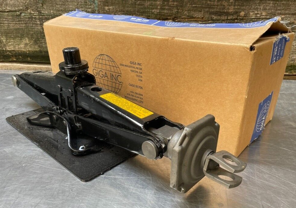 HMMWV M998 SCISSOR JACK LIFT 5939822, 5120-01-375-0070, 57K3228