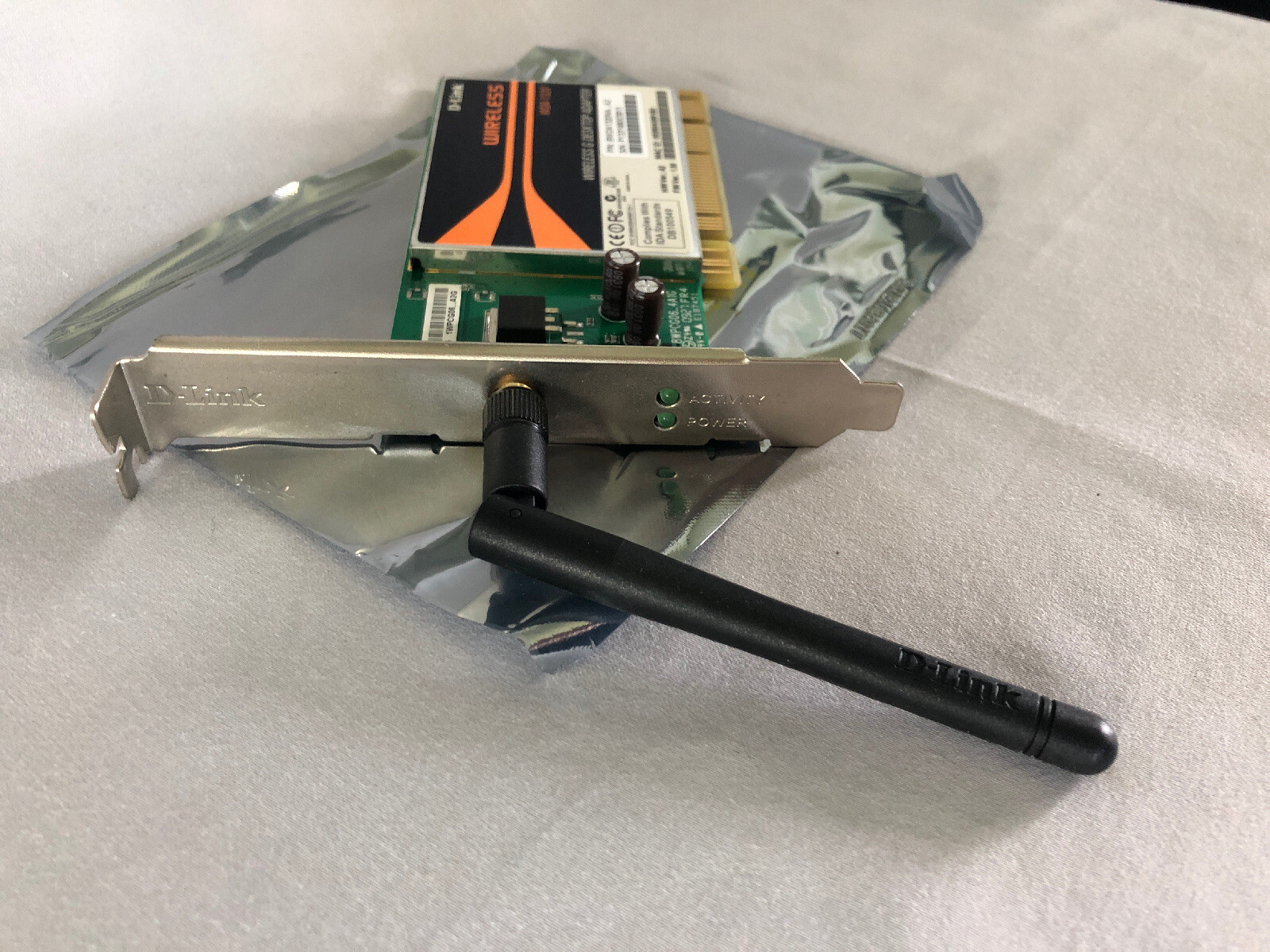 D-LINK WDA-1320 Wireless G Desktop PCI Adapter