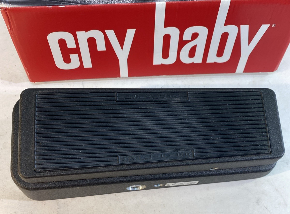 Dunlop GCB95 Cry Baby Wah Guitar Effects Pedal OPEN BOX