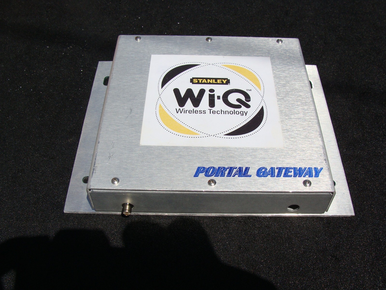 Stanley WIQ Wireless Technology Portal Gateway PG-B-16. Made in USA.