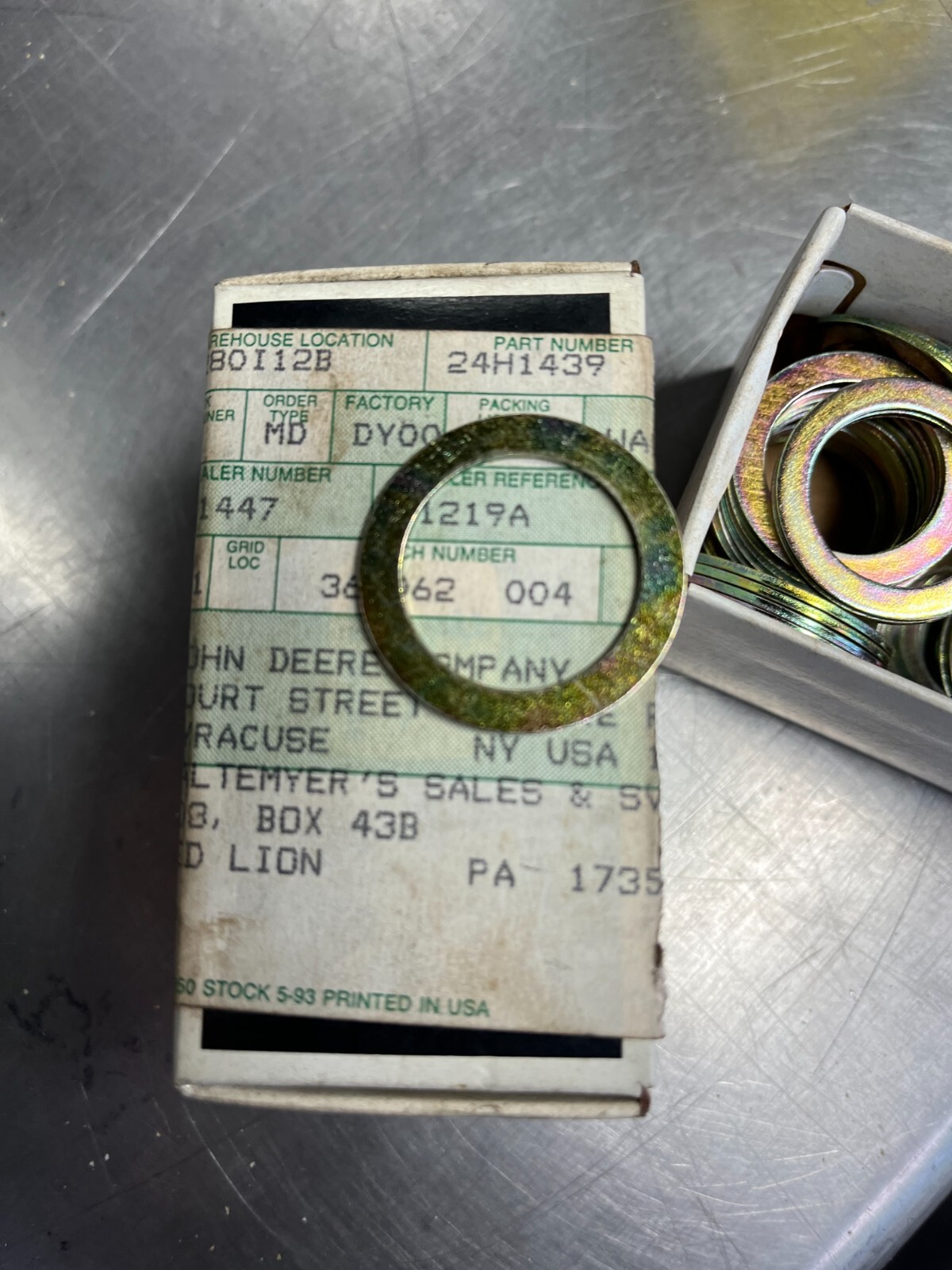 24H1439 OEM John Deere Washer