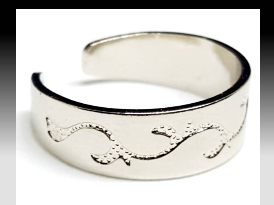 Silver Coated Adjustable Branch Style Toe Ring with Red Velvet Pouch - B2G2F