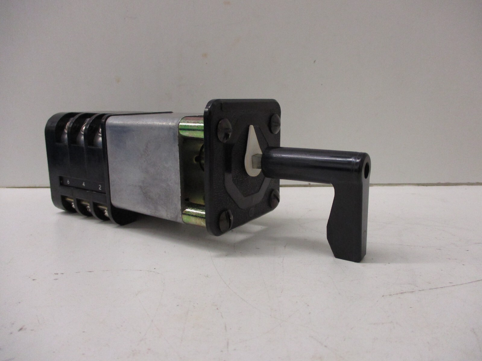 *NEW* GE GENERAL ELECTRIC 10SP1024 SWITCH  TYPE SBM