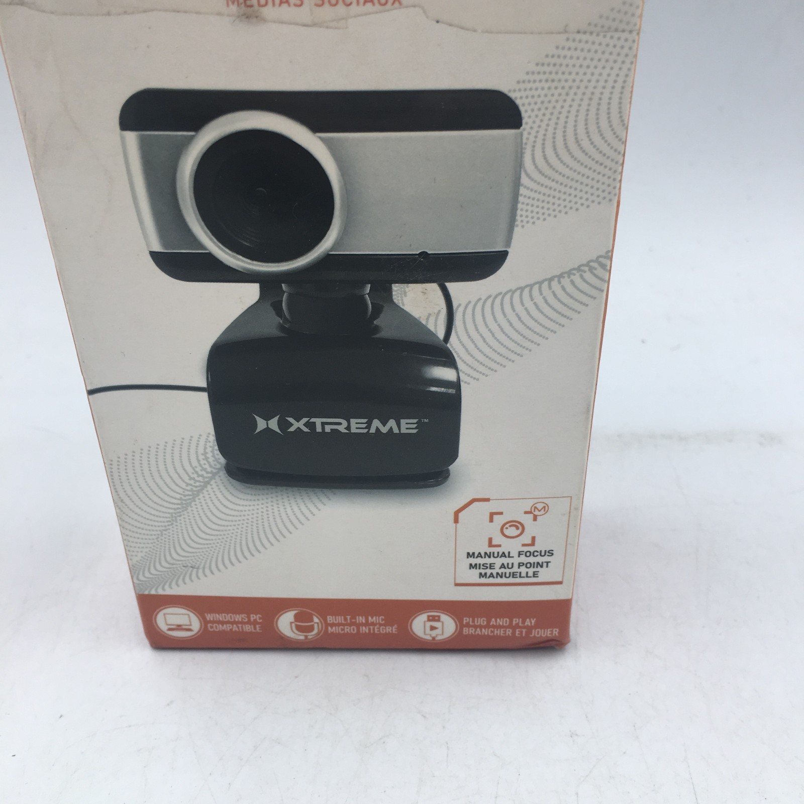 Webcam Xtreme Tech Clip-On with Built-in Microphone In Original Box