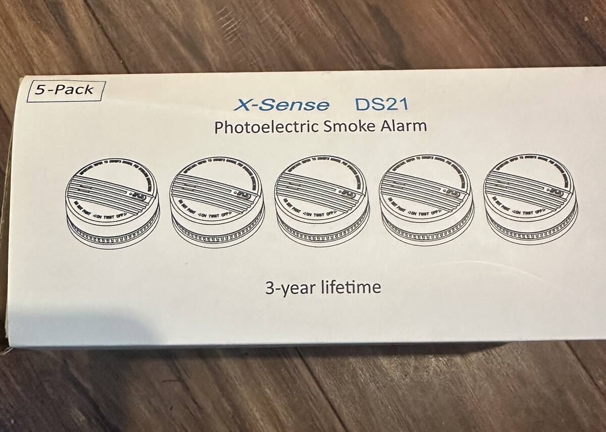 5 X-Sense DS22 Smoke Detector Alarm Photoelectric Sensor Battery Needs Replaced